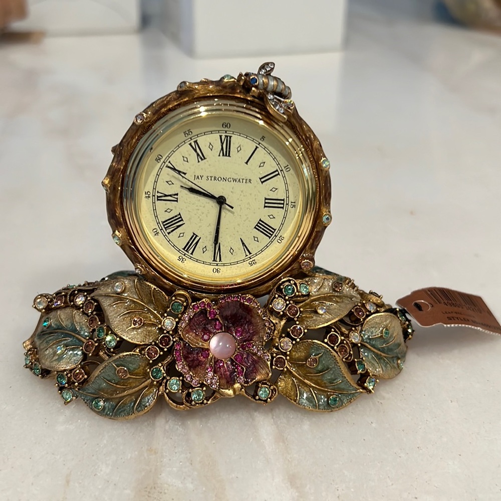 Jay Strongwater Crystal leaf/bee clock brand new.